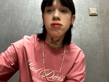 Mun_Poli Chaturbate stream image from November 16, 2025
