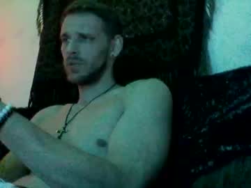 Xkingcloudx Chaturbate stream image from November 16, 2025