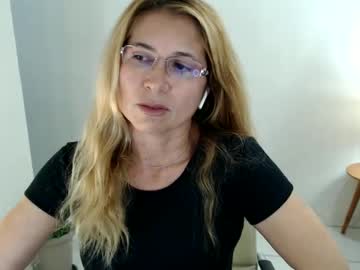 Melindasix Chaturbate stream image from November 16, 2025