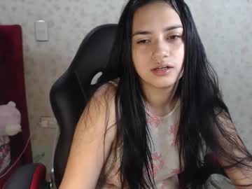Kaylak18x Chaturbate stream image from November 17, 2025