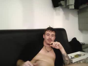 Princerojoo Chaturbate stream image from November 17, 2025