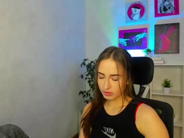 Mila_Niki Chaturbate stream image from November 17, 2025