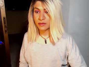 Dirtydanezka Chaturbate stream image from November 17, 2025