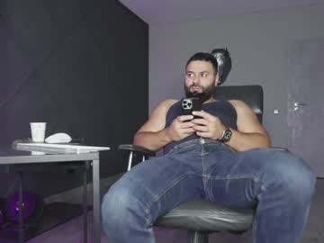 Glennmasters Chaturbate stream image from November 17, 2025