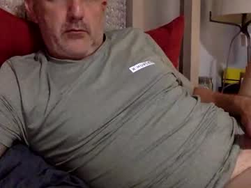 Lindin89 Chaturbate stream image from November 17, 2025