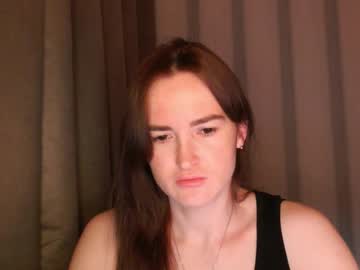 Pineapple__Mood Chaturbate stream image from November 17, 2025