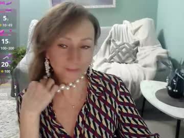 Veronicagilbert Chaturbate stream image from November 17, 2025