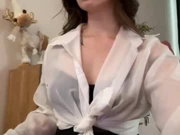 Voyliza Chaturbate stream image from November 17, 2025