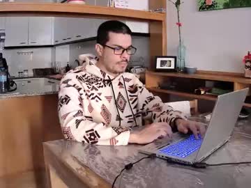 Bobber_30 Chaturbate stream image from November 17, 2025