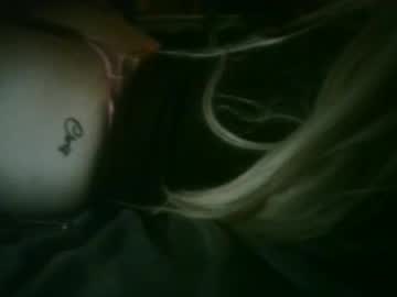 Lenacole Chaturbate stream image from November 17, 2025