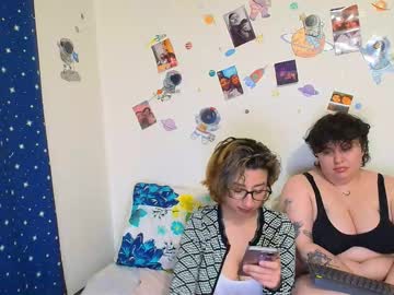Ravenellie Chaturbate stream image from November 17, 2025