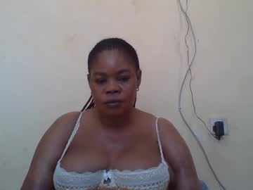 Sexydove2 Chaturbate stream image from November 17, 2025