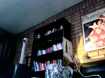 Laylakills Chaturbate stream image from November 17, 2025