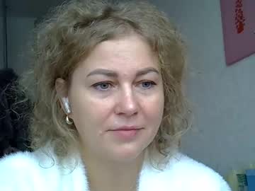 Lizy_Frau Chaturbate stream image from November 17, 2025