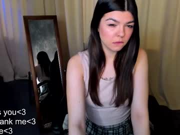 Kira_Seduce Chaturbate stream image from November 17, 2025