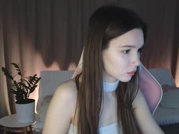 Nicolettebean Chaturbate stream image from November 17, 2025