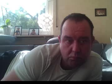 Stoned1983 Chaturbate stream image from November 17, 2025