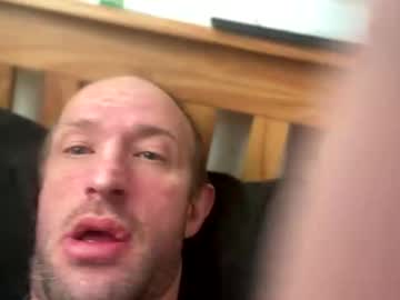 Leyalah Chaturbate stream image from November 17, 2025