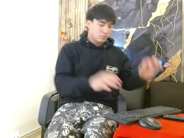 Tommy160920 Chaturbate stream image from November 17, 2025