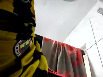 Lili_Cdzinha1 Chaturbate stream image from November 17, 2025