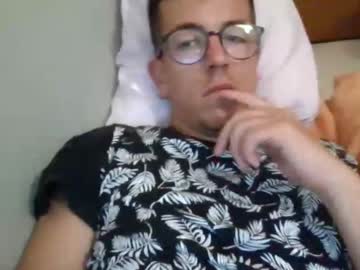 Arturpaulval Chaturbate stream image from November 17, 2025