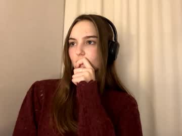 Dreamagould Chaturbate stream image from November 17, 2025
