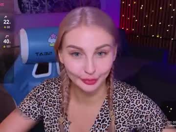 Hey_Cassie Chaturbate stream image from November 17, 2025