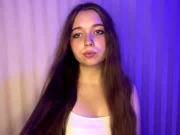 Madonnalestourgeon Chaturbate stream image from November 17, 2025