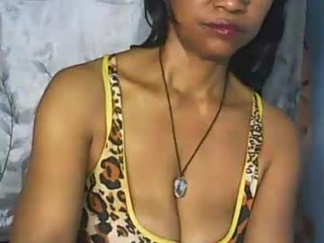 Cute_Moll Chaturbate stream image from November 17, 2025
