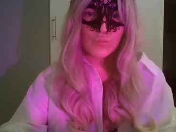 Mionerra Chaturbate stream image from November 17, 2025