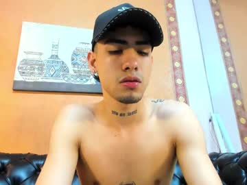 Aromercury Chaturbate stream image from November 17, 2025