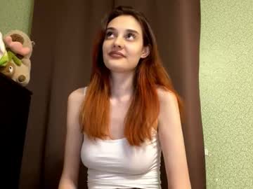 Sharitaklemme Chaturbate stream image from November 17, 2025