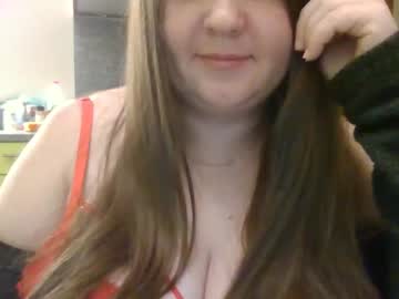 88luna886 Chaturbate stream image from November 17, 2025