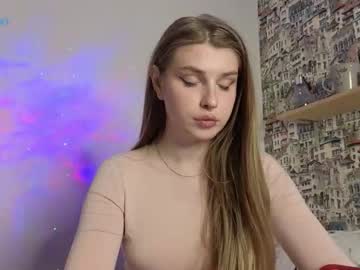 Aliceparis69 Chaturbate stream image from November 17, 2025