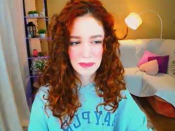 Christinaconteeree Chaturbate stream image from November 17, 2025