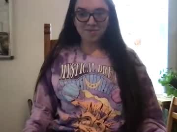Juicybootyqt Chaturbate stream image from November 17, 2025