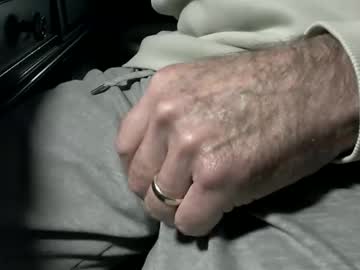 Nevrsaynevr2000 Chaturbate stream image from November 17, 2025