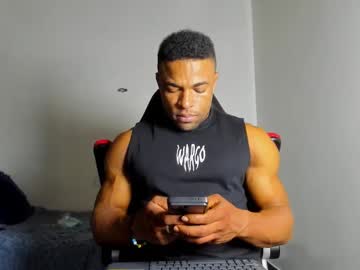 Estebanlobo Chaturbate stream image from November 17, 2025