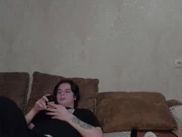Muuur_Fam1 Chaturbate stream image from November 17, 2025