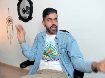 Puch16 Chaturbate stream image from November 17, 2025