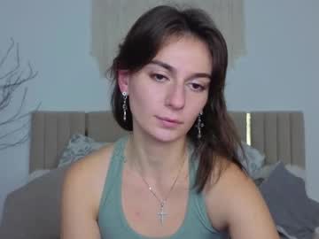 Lit1le_Mia Chaturbate stream image from November 17, 2025