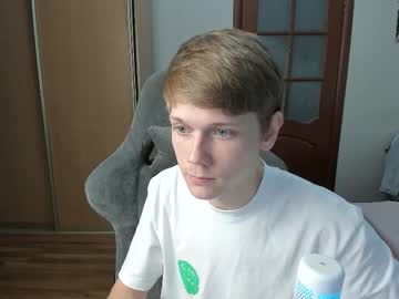 Olvr_Zoolander Chaturbate stream image from November 17, 2025