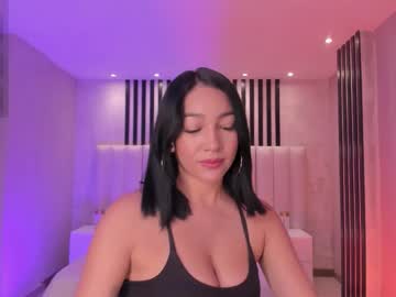 Rossierhoades Chaturbate stream image from November 17, 2025