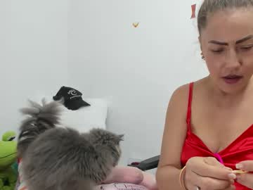 Gatitasexy_Hot_Wet4u Chaturbate stream image from November 18, 2025