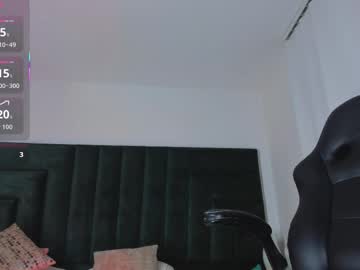 Shegoblake Chaturbate stream image from November 18, 2025