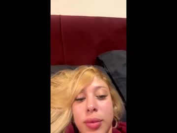 Itspinkgiirl Chaturbate stream image from November 18, 2025