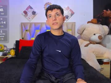 Patrick_Sanzzz Chaturbate stream image from November 18, 2025