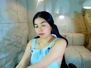 Ambarina_R Chaturbate stream image from November 18, 2025