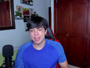 Cuteznowyy Chaturbate stream image from November 18, 2025