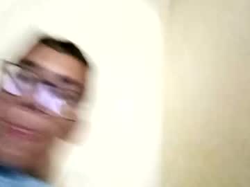 Juancito252074 Chaturbate stream image from November 18, 2025